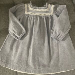 Charming Bluish lined dress with lace detailing. Size 4/5 T ( closer to 4)